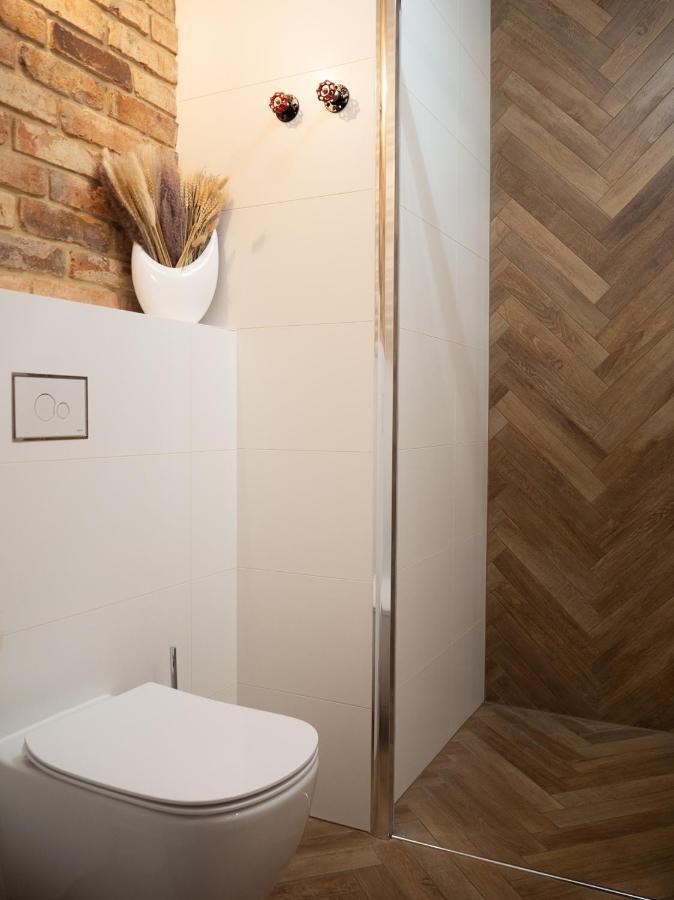 Brick House - Apartament Stefan Wroclaw Ngoại thất bức ảnh